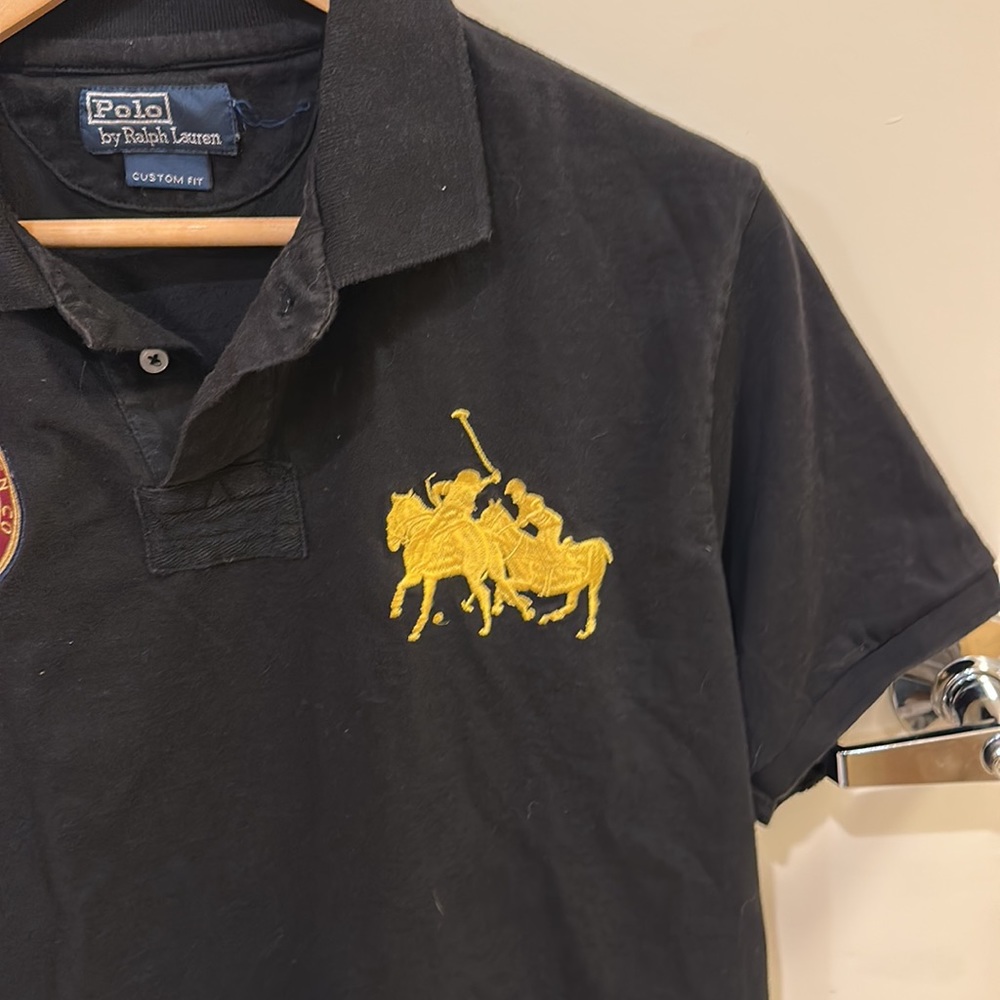 Used Polo by Ralph Lauren Men’s dark blue with logos on front. - Picture 4 of 10